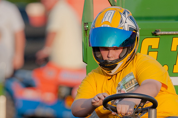 Waddy Ruritan lawn tractor pull 20150808-9061-3