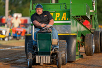 Waddy Ruritan lawn tractor pull 20150808-8996-3